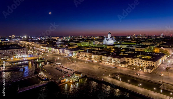 Obraz Quiet Helsinki by night. A  drone view to the city center, Market Square and Helsinki Cathedral