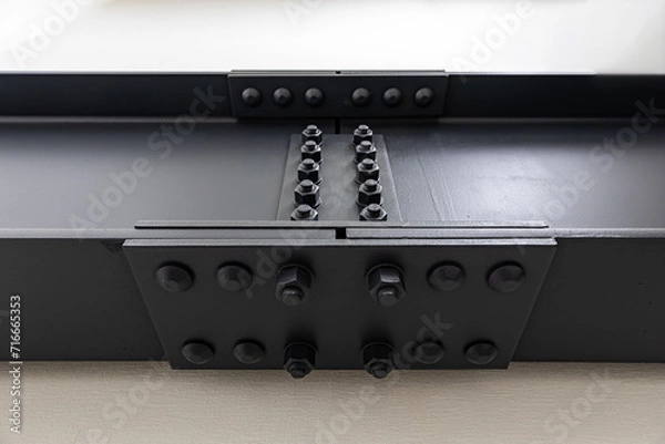 Obraz 接合されたH型鋼