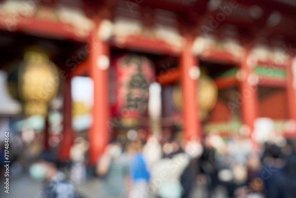 Fototapeta 混雑する寺院の門　ぼかし