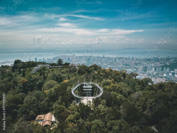 Fototapeta Top down view of Curtis Crest Tree Top Walk - The highest accessible viewing platform on Penang Island