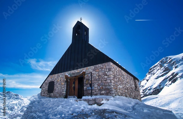 Fototapeta alpine chapel