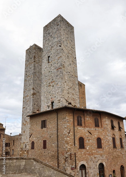 Fototapeta The Salvucci Towers, also called the Twin Towers in the old town of San Gimignano, Tuscany, Italy