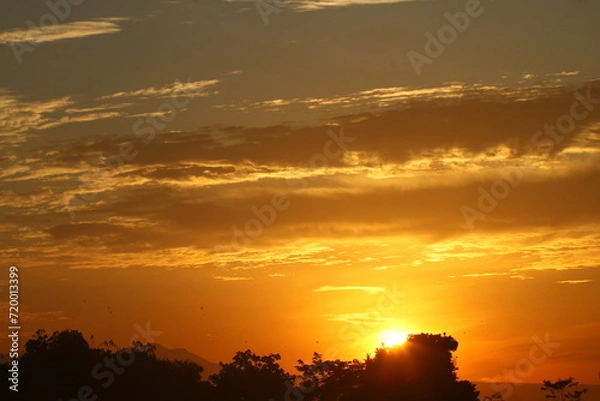 Obraz sunset over the city