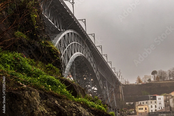 Obraz cloudy iron bridge
