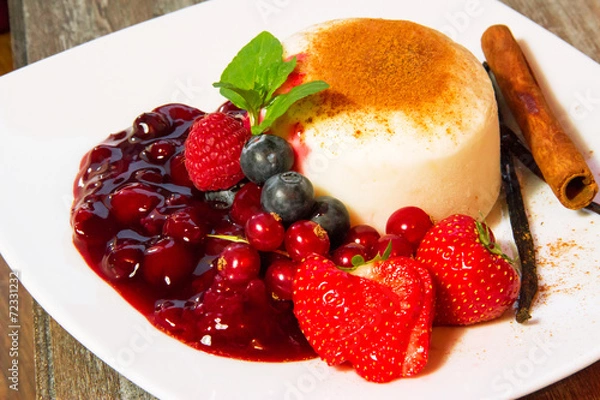 Obraz Panna Cotta mit Grütze