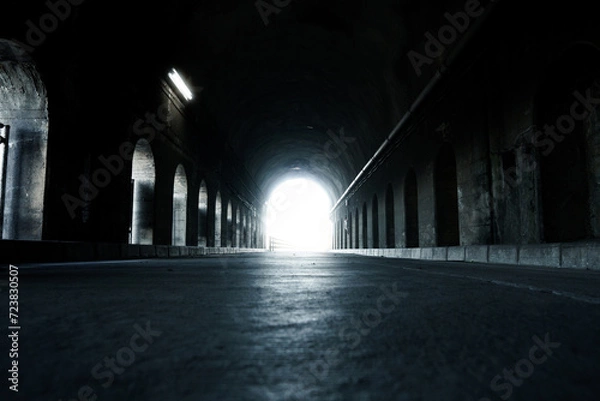 Obraz トンネルの向こう