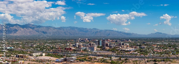 Fototapeta Downtown Skyline Aerial View of Phoenix on a Sunny Day - Captivating 4K Ultra HD Cityscape