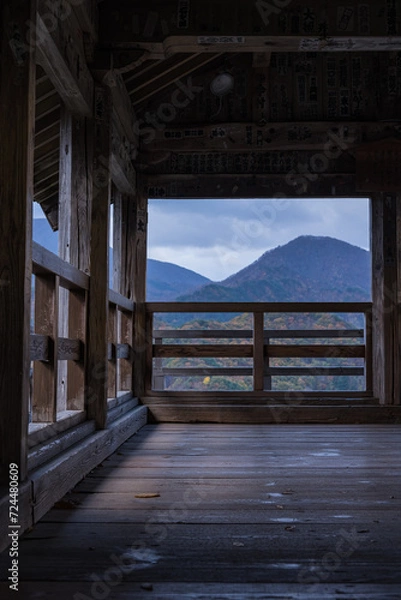 Fototapeta 日本　山形県山形市にある立石寺、通称山寺の五大堂から望む風景