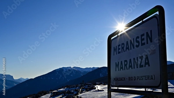 Fototapeta Meransen, Mühlbach - Meranza, Rio di Pusteria in South Tyrol.