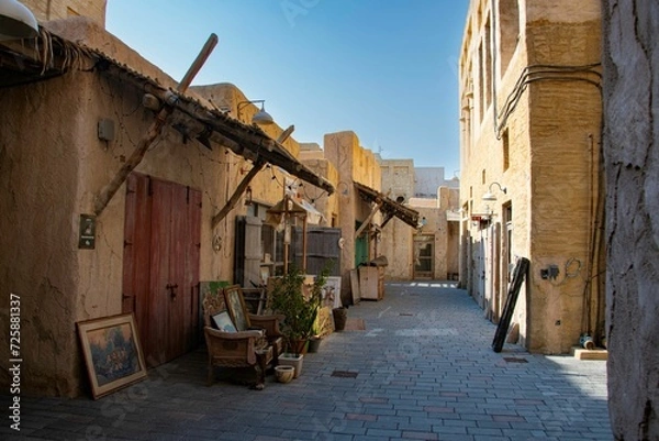 Obraz empty alleyway at the historic district in Dubai