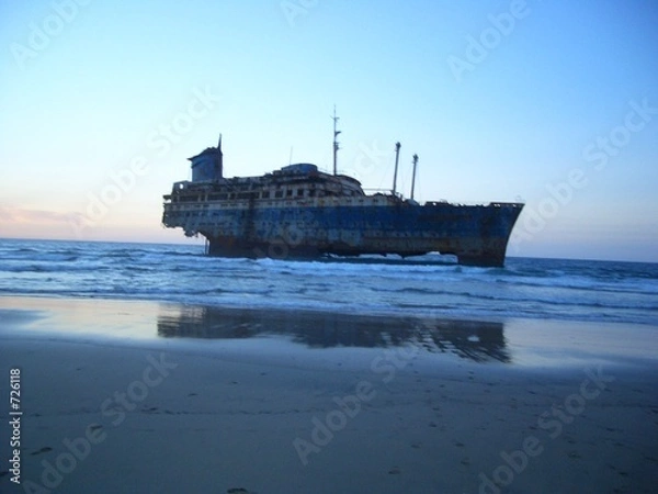 Obraz wrack an der küste