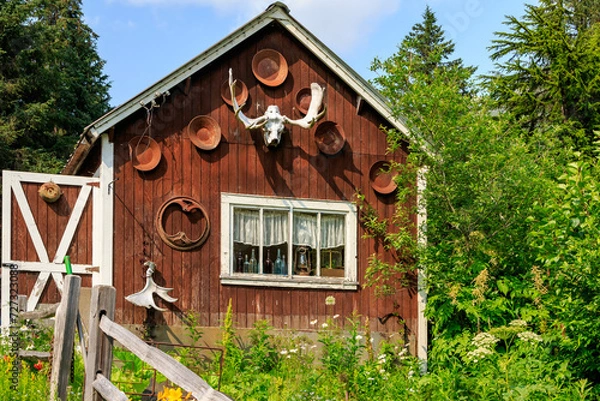 Obraz Old building near Girdwood, Alaska