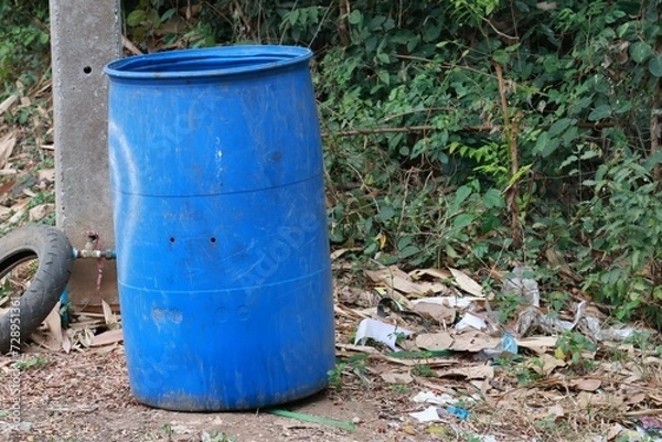 Fototapeta garbage bin in the park