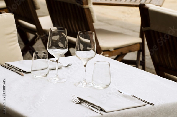 Fototapeta Elegant table setting in a restaurant