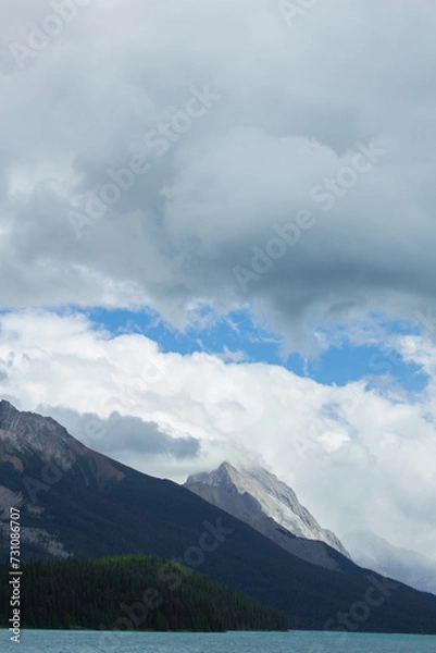 Obraz clouds over the lake - canada 