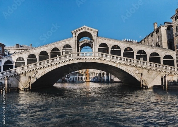 Obraz A beautiful shot of the historic Rialto bridge in Venice