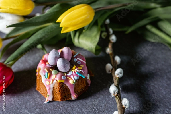 Obraz chocolate easter eggs with flowers easter