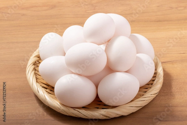 Fototapeta 竹鶏たまご　ちびサイズ