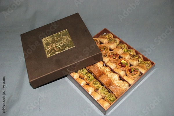 Obraz Various oriental sweets with pistachios and Arabic cashews
