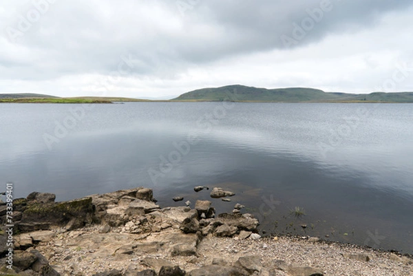 Fototapeta Wolken am Loch Thom, Stausee bei Greenock in Inverclyde, Schottland