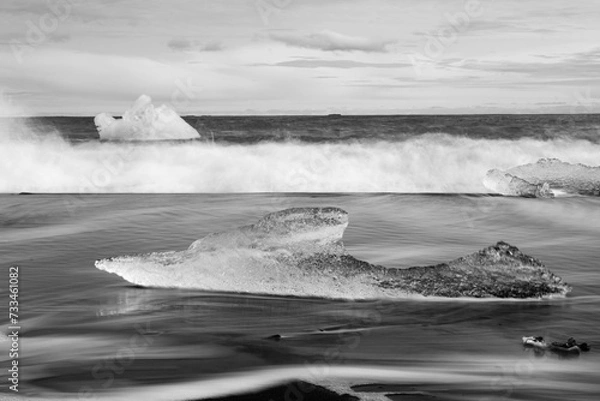 Obraz glacier ice at the black beach in Iceland