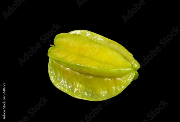 Obraz starfruit isolated on black