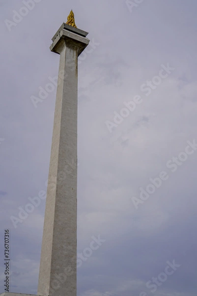 Fototapeta beautiful view of the national monument with clear skies during the day.