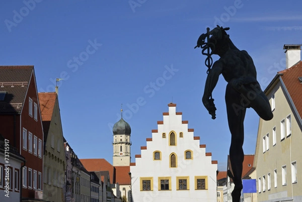 Obraz Ballenhaus und Pfarrkirche in Schongau