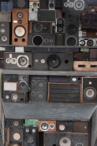 Fototapeta stack of old speakers 