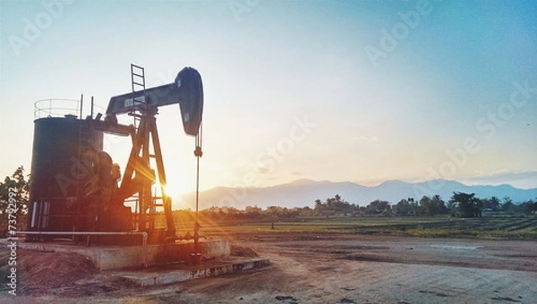 Obraz OIL WELL ON sunset.