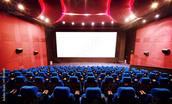 Fototapeta Chłopiec Za Pomocą Laptopa Na Biurku W Domu