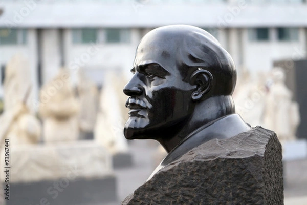 Fototapeta bust of Vladimir Lenin