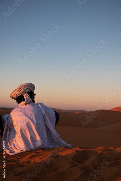 Fototapeta Berber Man in Moroccan Desert