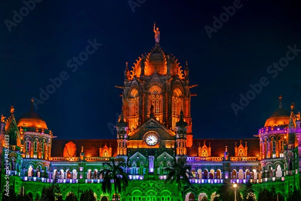 Obraz UNESCO heritage building of `Chatrapati Shivaji Maharaj Terminus, Mumbai specially lit in tri-color for Independence day.
