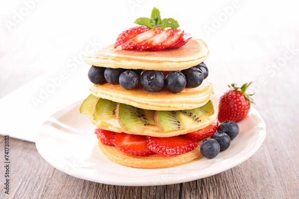 Fototapeta pancakes and berry