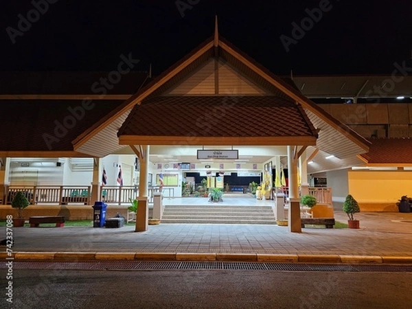 Obraz buddhist temple at night