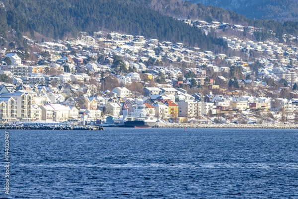 Fototapeta View of Molde port from the sea	
