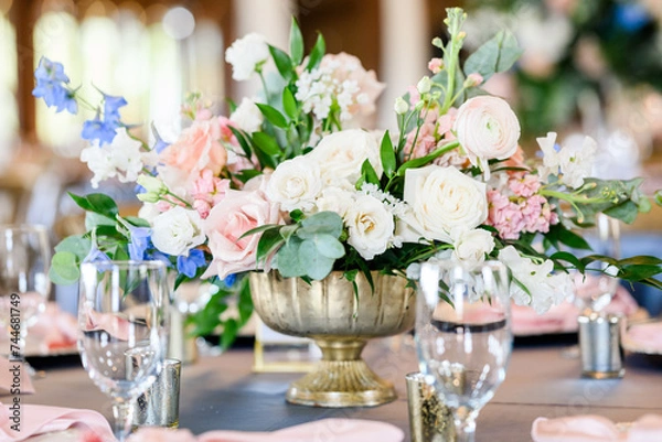 Fototapeta wedding table setting with flowers