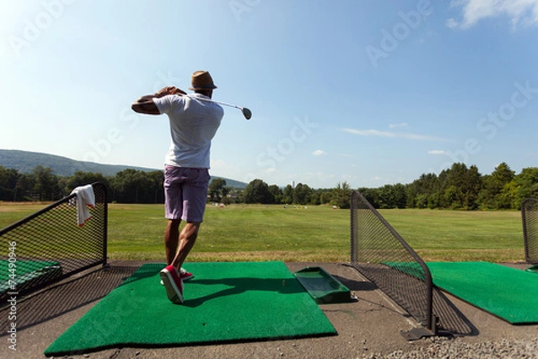 Fototapeta Golfer at the Driving Range