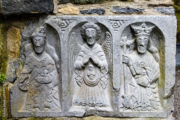 Obraz Jerpoint Abbey tipperary Ireland tomb in the north transept is another of the many masterpieces by the sculptor Rory O'Tunney. High quality photo