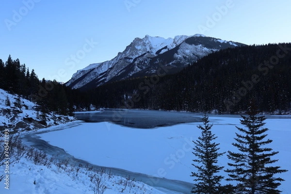 Obraz snow covered mountains