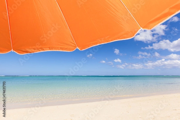 Obraz under an orange sunshade