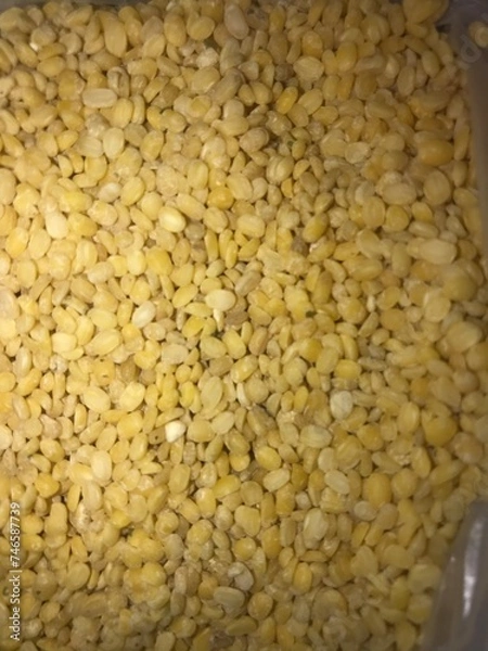 Obraz peeled split green beans seeds 