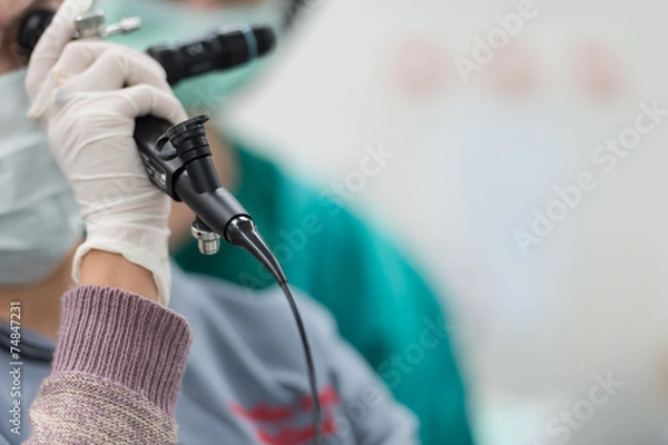 Obraz use bronchoscope to check position
