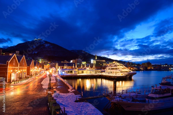 Fototapeta Kanemori Red Brick Warehouse in the twilight in Hakodate, Hokkai