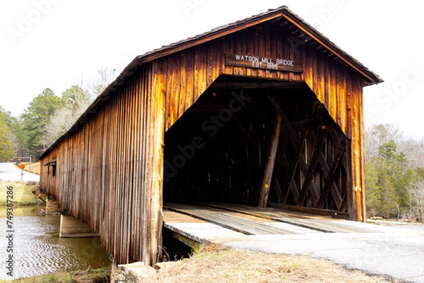 Obraz Covered Bridge at Watson Mill State Park in Comer Georgia