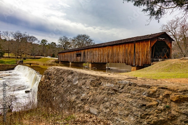 Obraz Covered Bridge at Watson Mill State Park in Comer Georgia