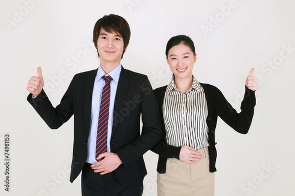 Fototapeta 스튜디오 안에 정장 입은 남자와 여자