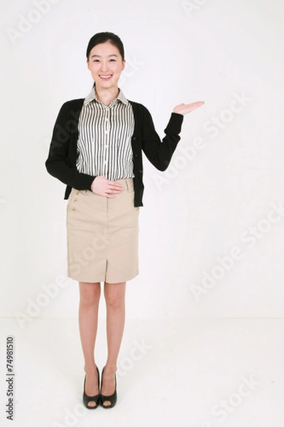 Obraz 스튜디오 안에 정장 입은 남자와 여자