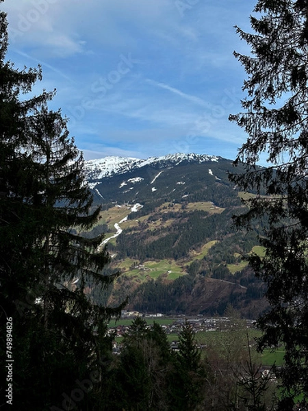 Fototapeta View of the Alps mountains in Austria in February.